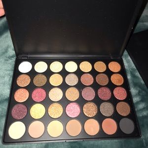 Morphe palette